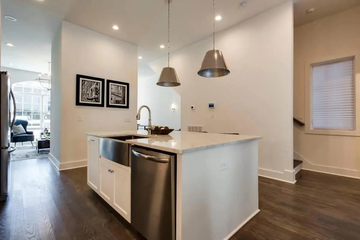 West End Dream-Private Balcony-6 Mins To Broadway Villa Nashville 0*,
