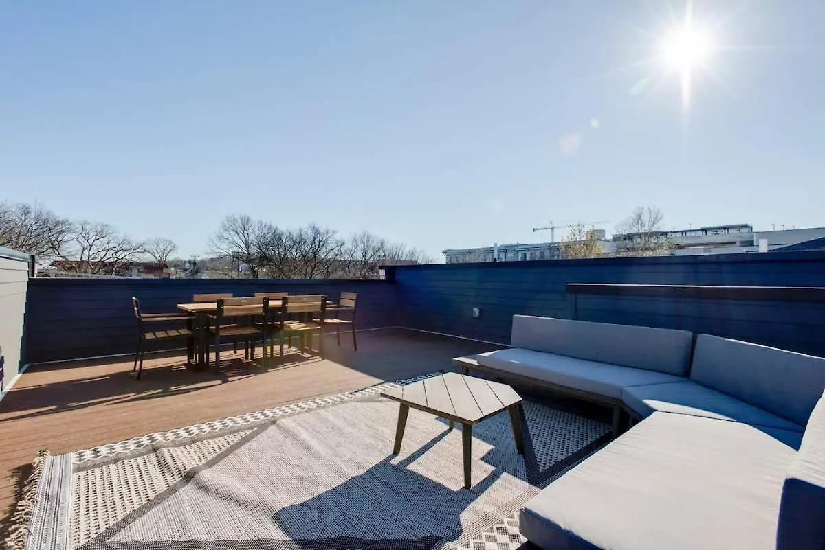 Holiday home West End Dream-Private Balcony-6 Mins To Broadway Villa Nashville United States