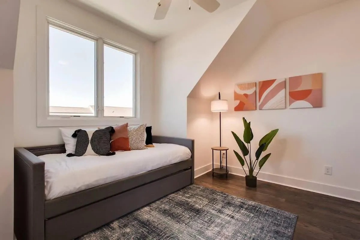 West End Dream-Private Balcony-6 Mins To Broadway Villa Nashville United States